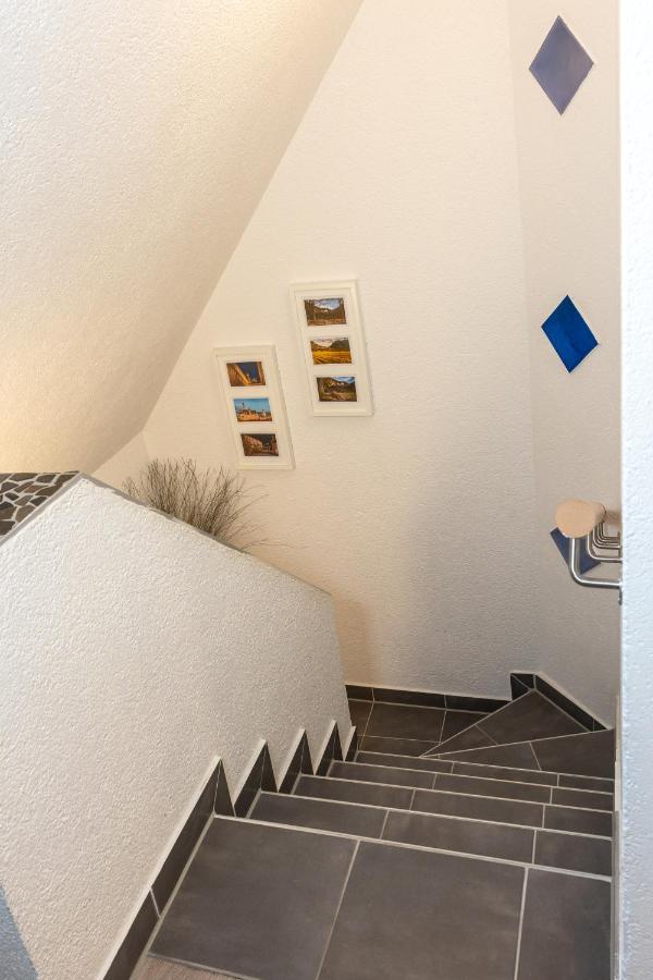 #1 Modernes Zimmer Mit Pool Und Garten Меммінген Екстер'єр фото
